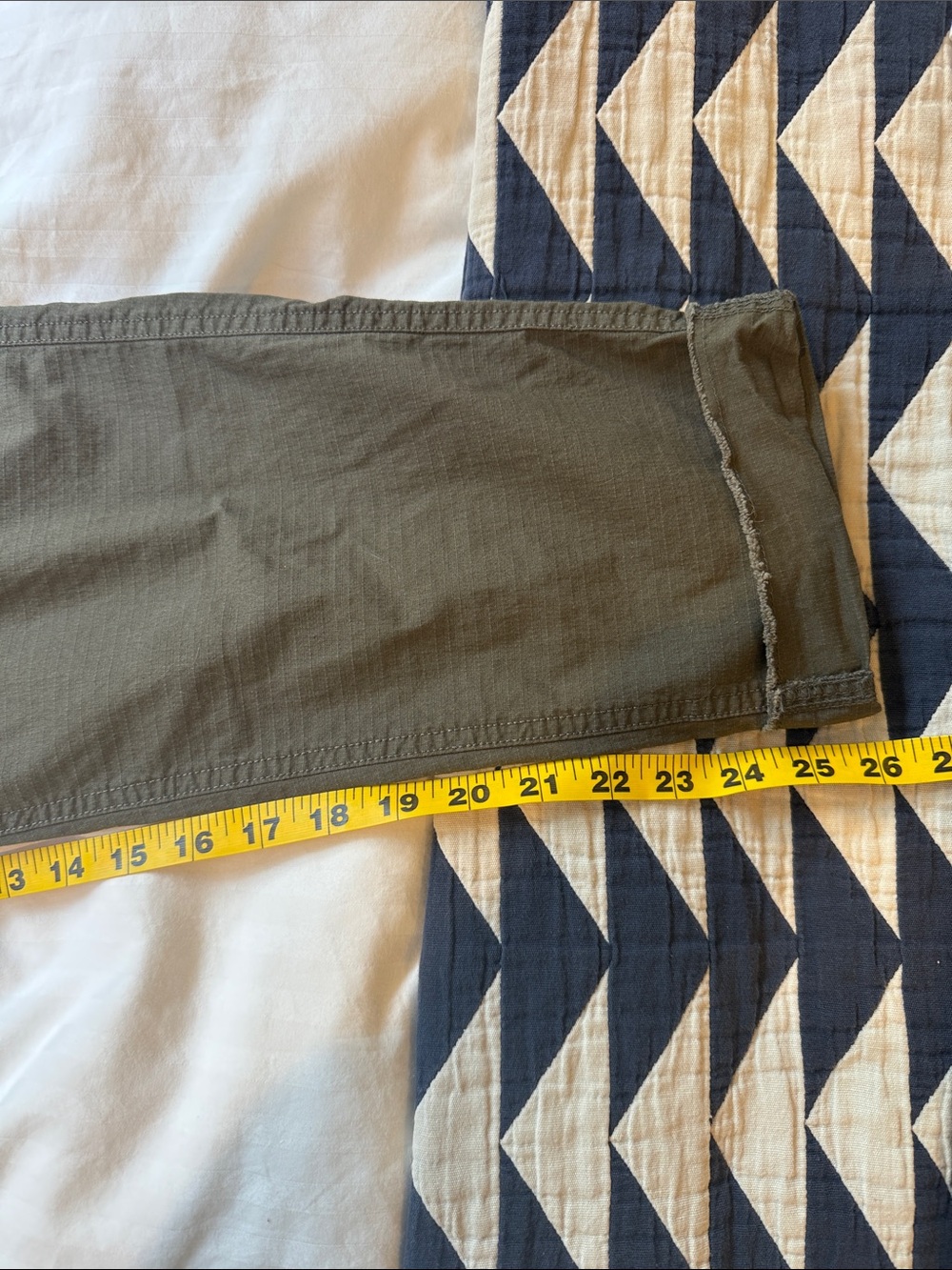 Vuori Olive Green Drawstring Utility Pants - Picture 6 of 6